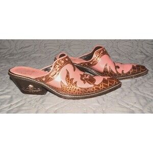 Tony Lama Pink Leather Mule Heels Size 6 Western Alligator Print FM1000
